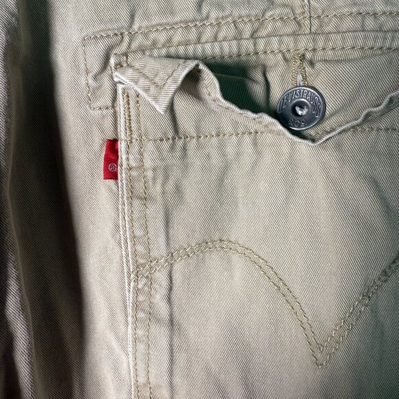 Levi's Red Tag Cargo Shorts, Tan/Khaki Sz 38 Men's - Picture 7 of 11